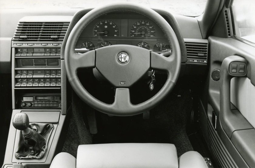 Alfa Romeo 164 1990