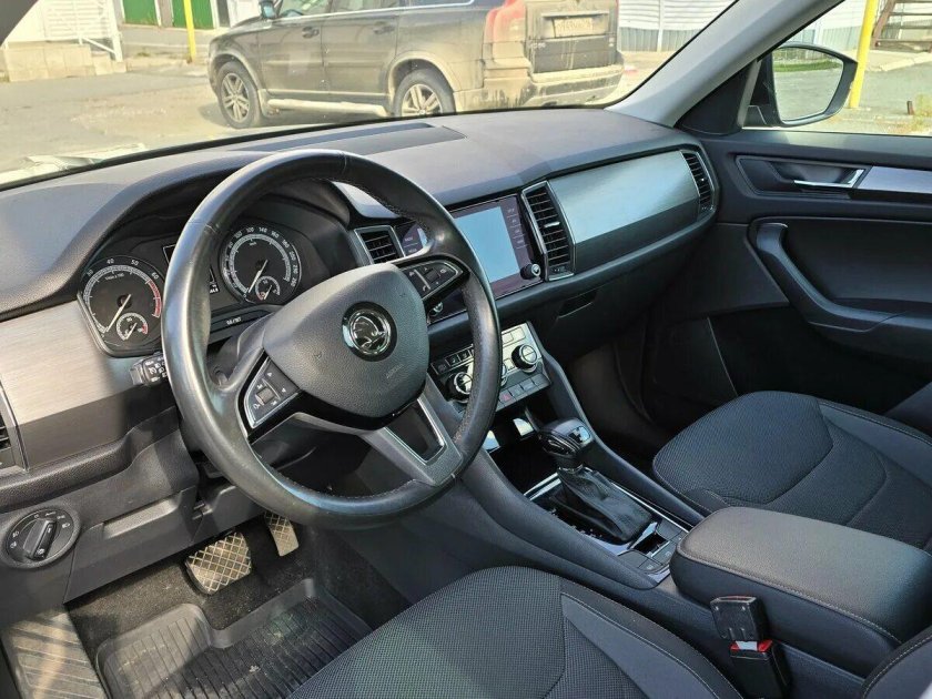 Шкода кодиак салон