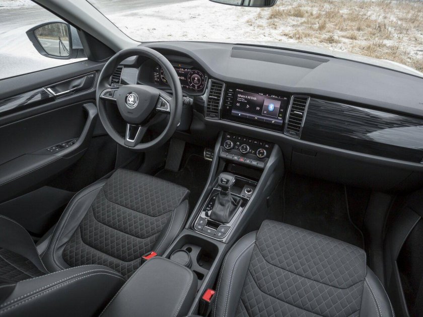 Skoda Octavia 2022 салон