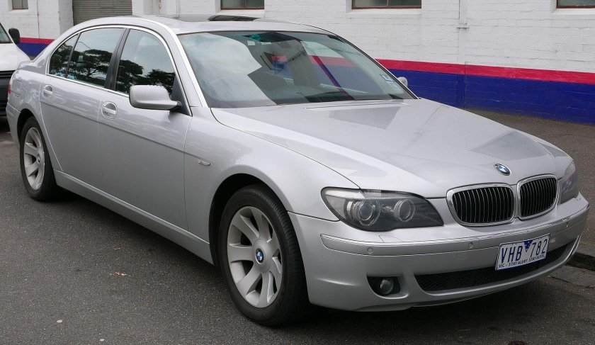 BMW 740 2005