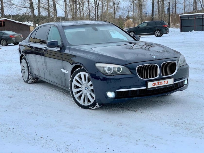 BMW 740 2008