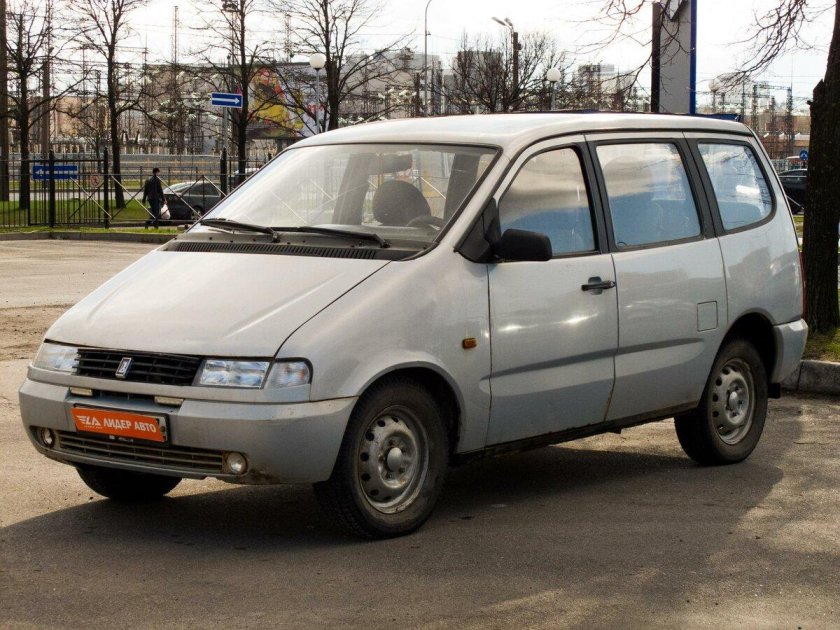 Lada (ВАЗ) 2120 Надежда