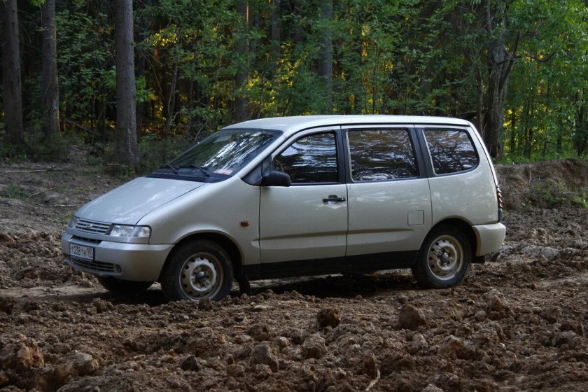 ВАЗ-2120 минивэн