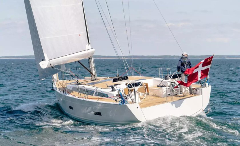 Парусная яхта Фишер 34