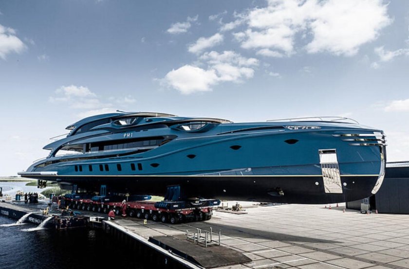 Яхта Royal Huisman