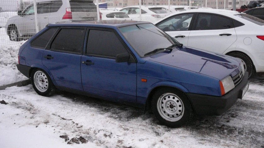 ВАЗ 2109 синяя тонированная