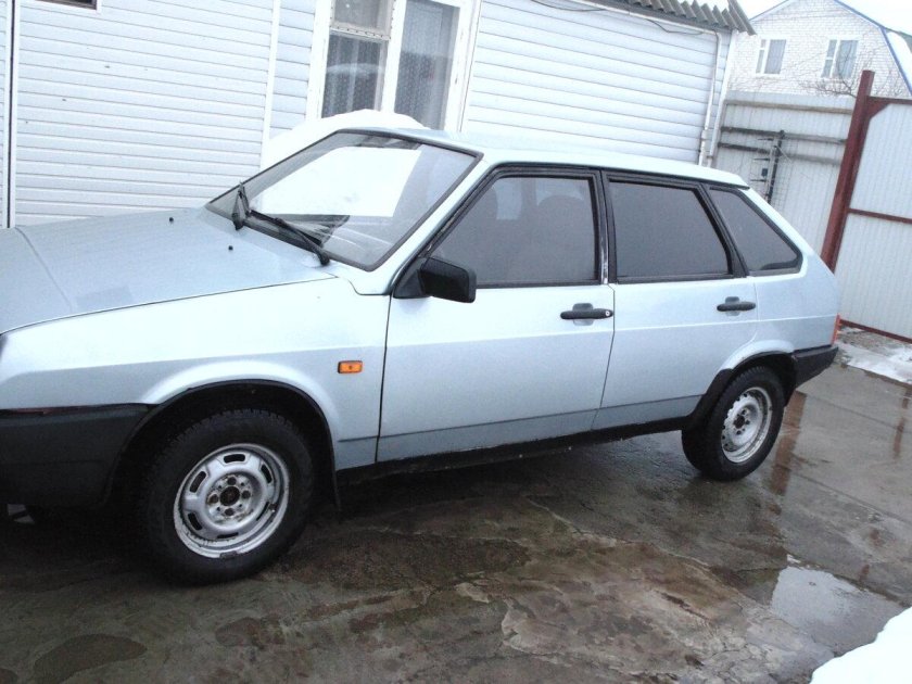 ВАЗ 2109 серебристый металлик