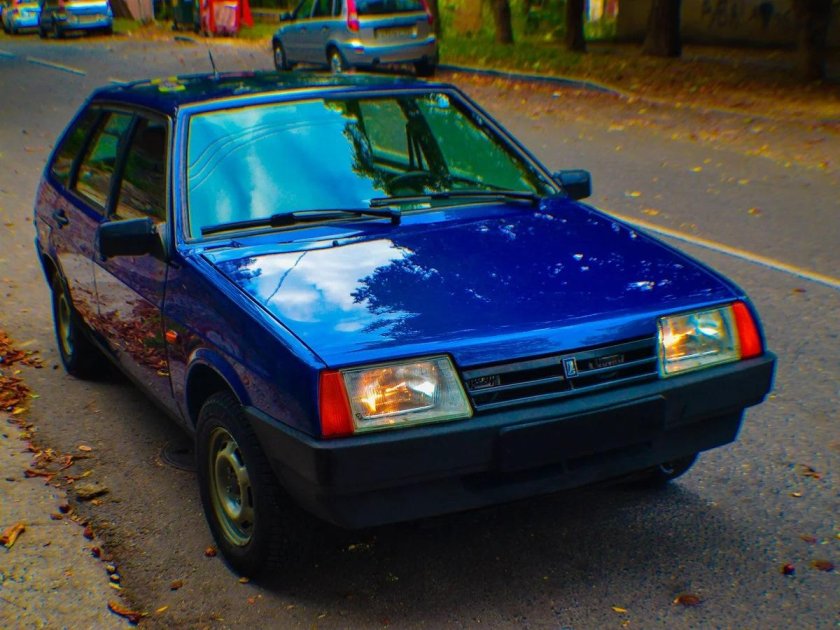 ВАЗ 2109 синяя