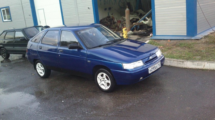 ВАЗ 2112 серебристо синий