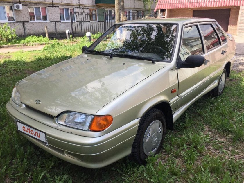 ВАЗ 2115 золотистая