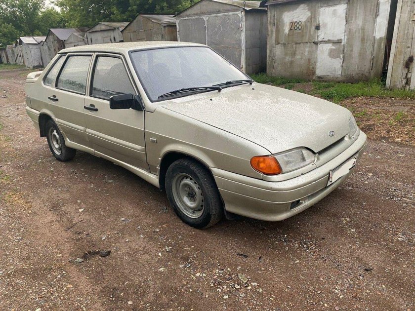 Светло бежевая ВАЗ 2115