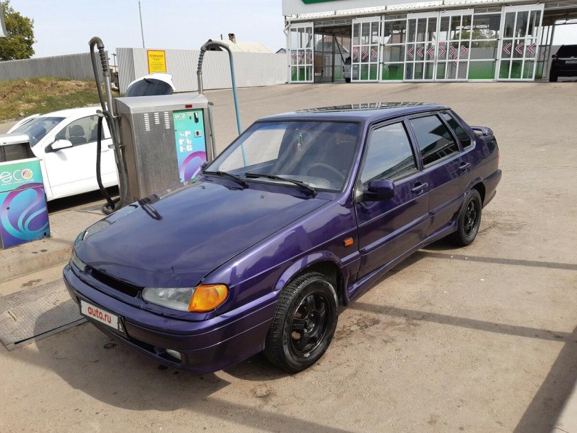 ВАЗ 2115 фиолетовая