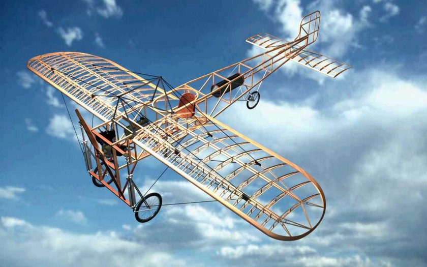 Первый самолет