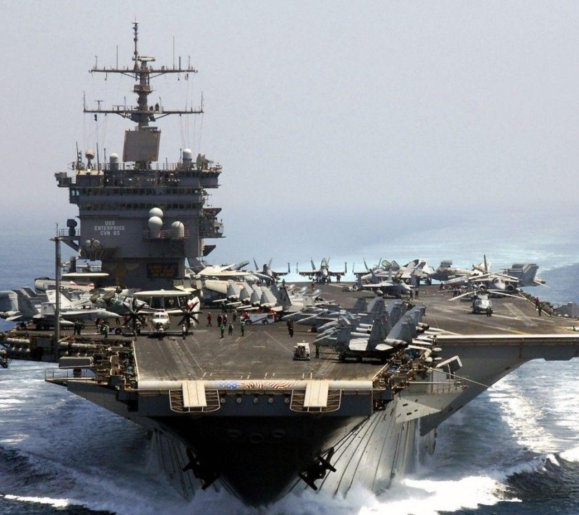 Авианосец сша