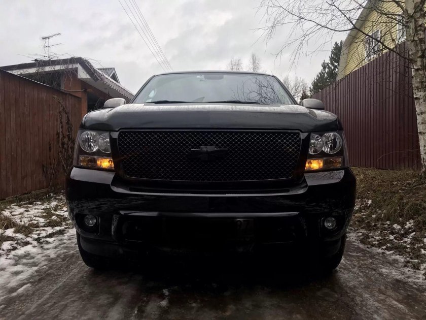 Chevrolet Tahoe Black 2012