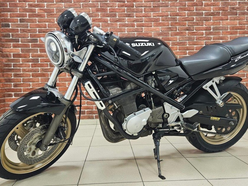 Мотоцикл suzuki bandit 400
