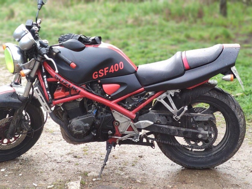 Suzuki bandit gsf 400