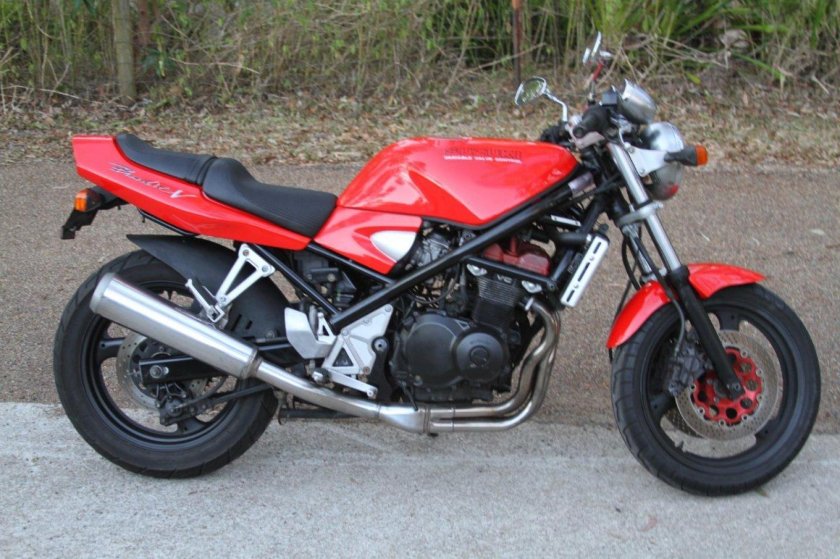 Suzuki GSF 400