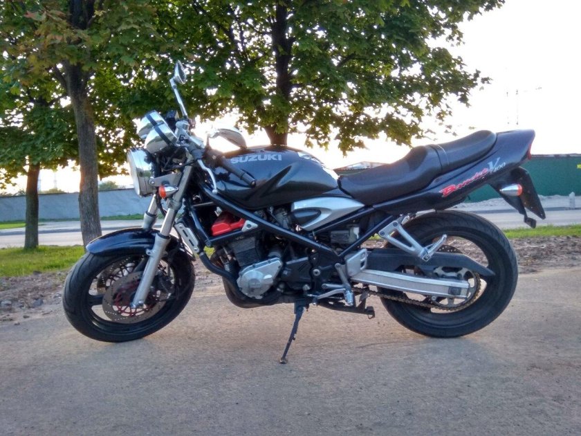Сузуки бандит GSF 400