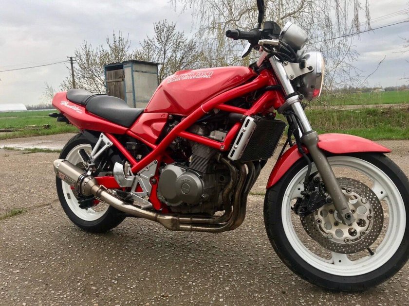 Suzuki Bandit 400