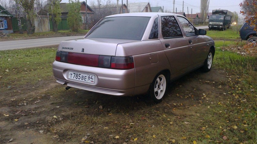 ВАЗ 2110 бежевый металлик