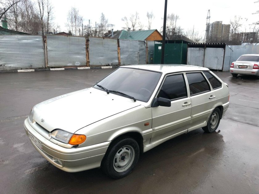 ВАЗ 2114 серо-зеленый металлик
