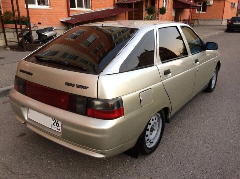 ВАЗ 2112 серебристый металлик