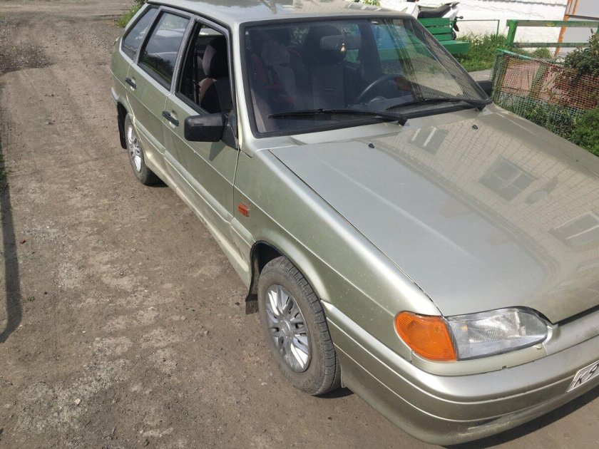 Серебристо бежевый ВАЗ 2114