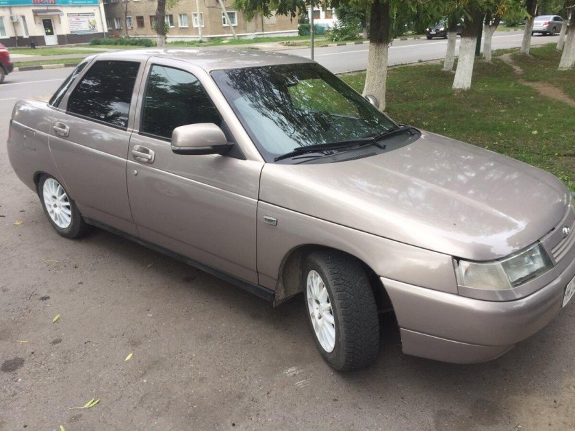 ВАЗ 2110 2007 Звездная пыль