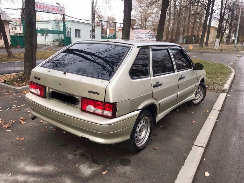 ВАЗ 2114 бежевая