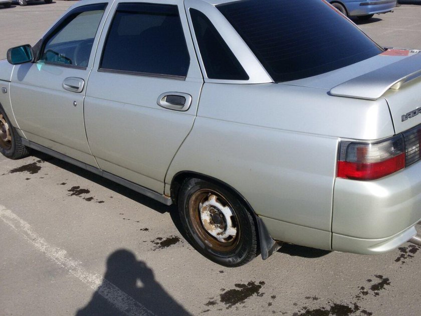 ВАЗ 2110 бежевая