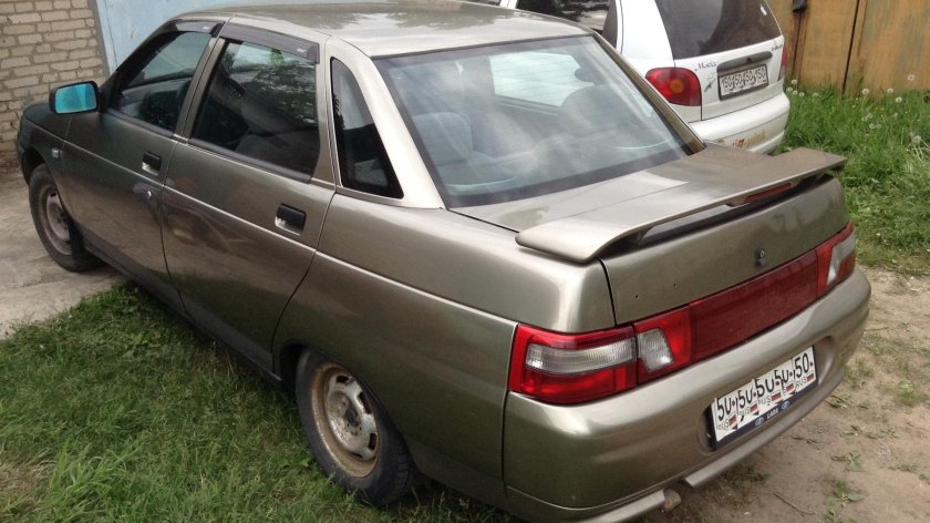 ВАЗ 2110 2001 года зеленый металлик