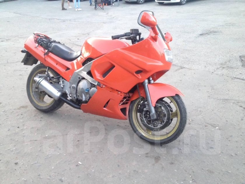 Kawasaki ZZR 400 1992