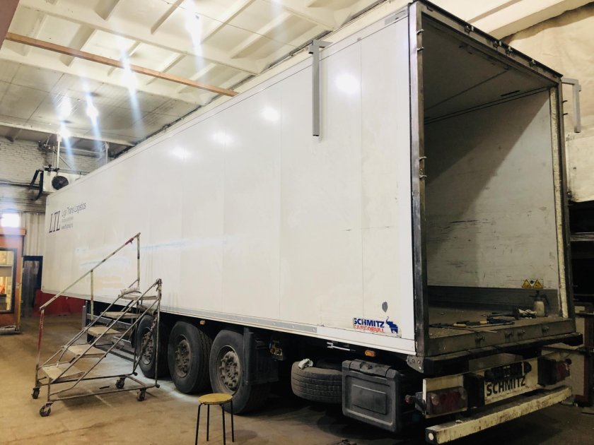 Сэндвич-панели для фургонов Schmitz