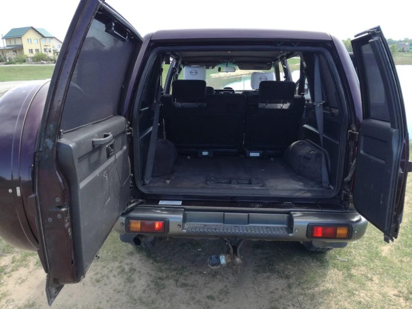 Opel Monterey салон