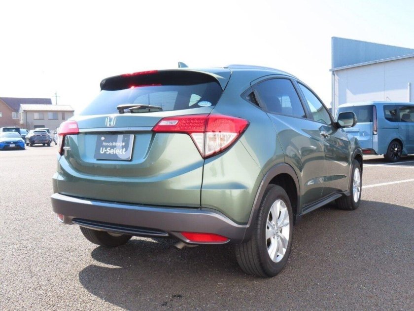 Автомобиль honda