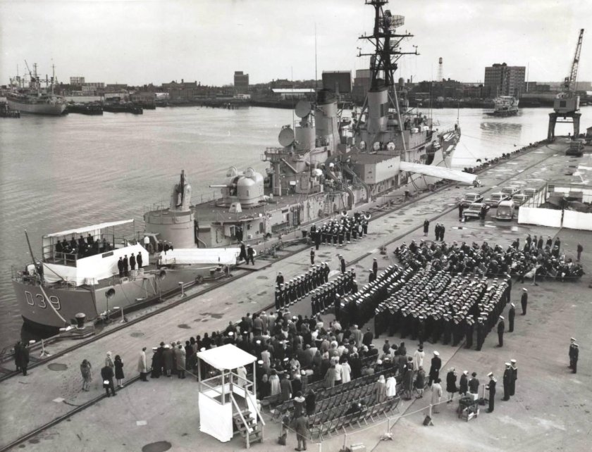 Эскадренные миноносцы типа «Хобарт»