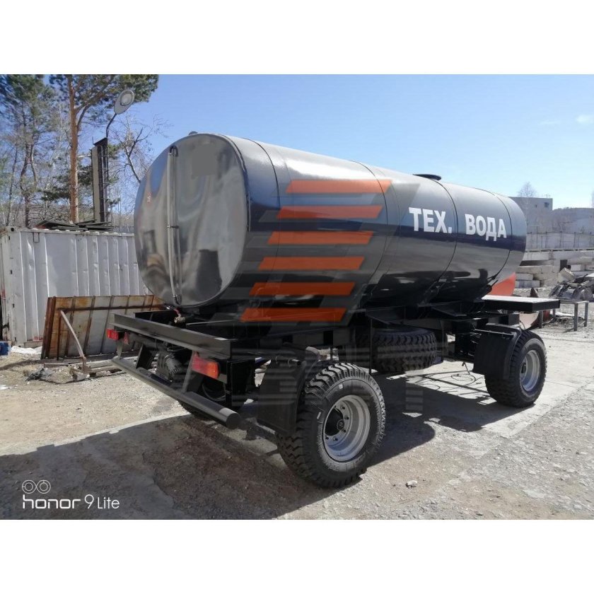Прицеп цистерна для трактора
