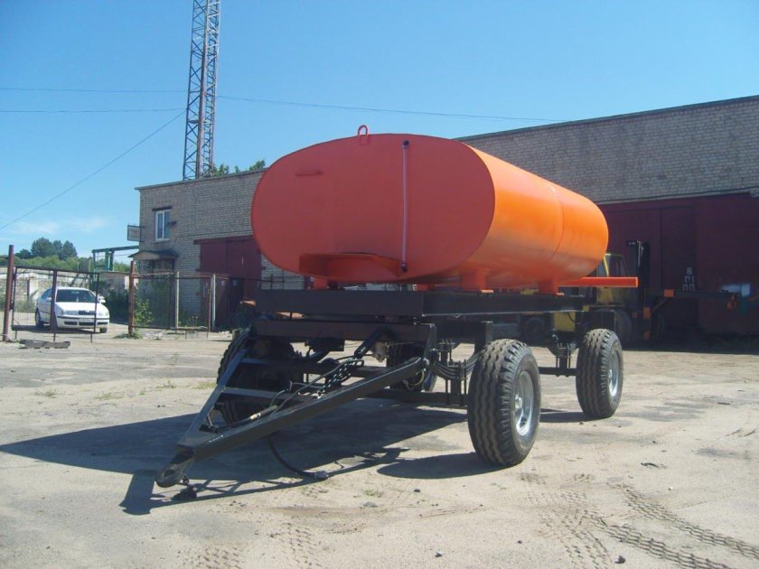 Прицеп тракторный бочка ОСМ  ОМП-3,5