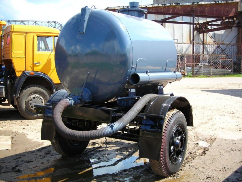 Прицеп цистерна вакуумная 8655-10-04