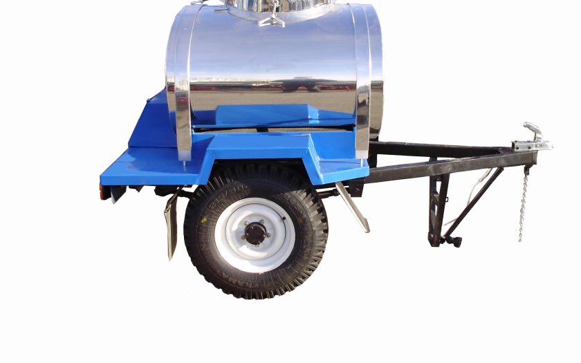 Прицеп цистерна 900л молоко старт