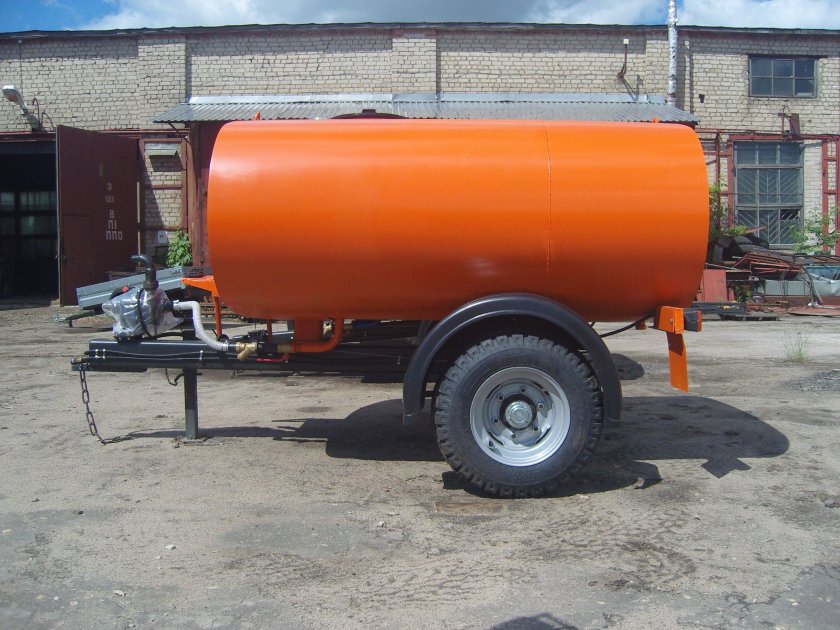 Бочка поливомоечная ОПМ-3.5 тормозная система