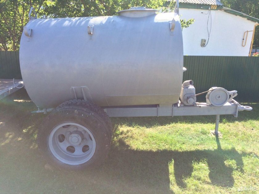 Прицеп бочка 1.3 Куба вес