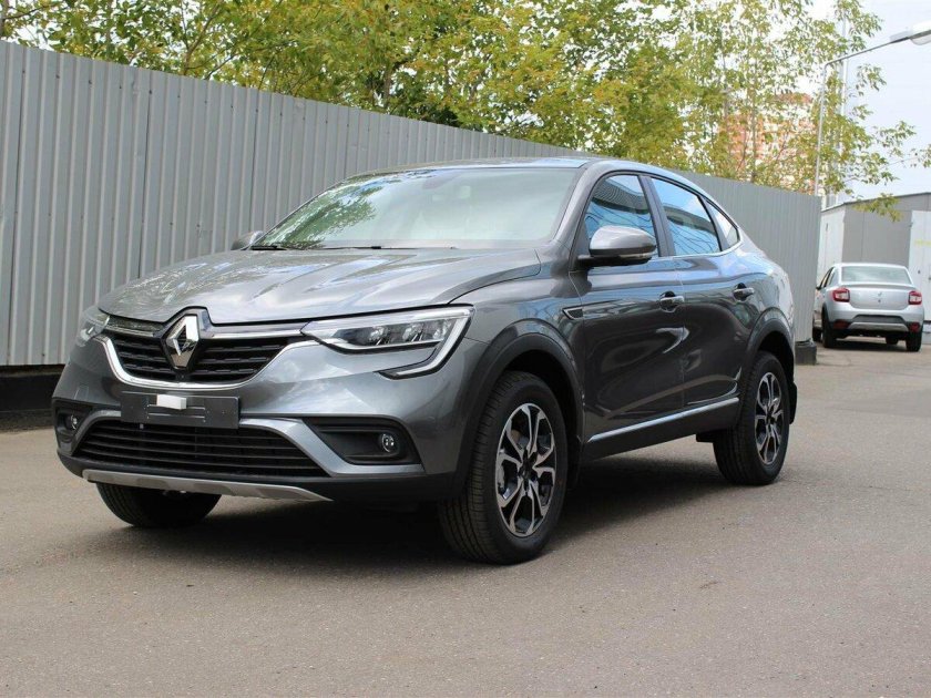 Renault Arkana серый металлик