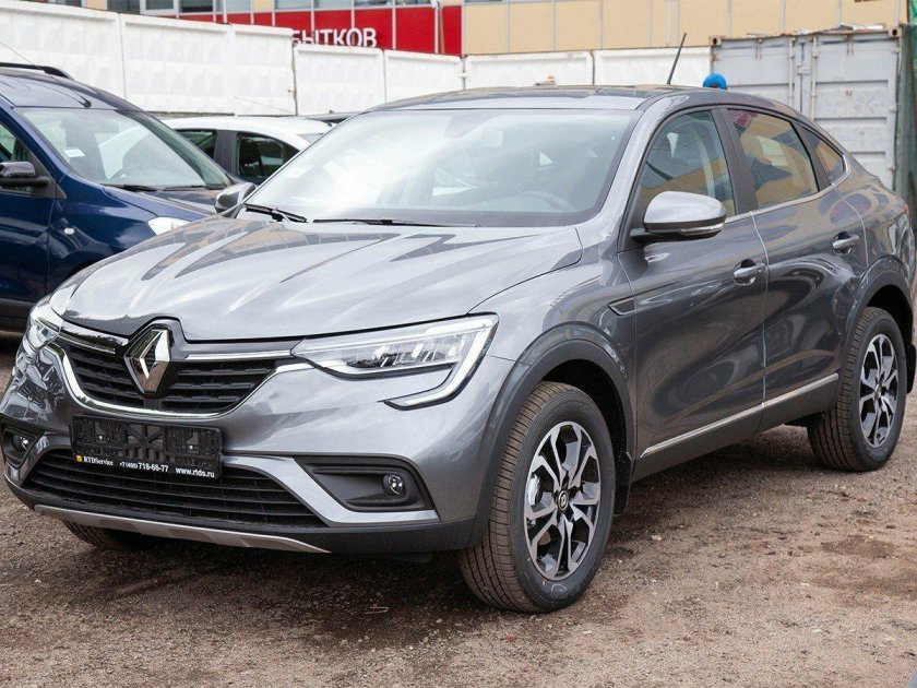 Renault Arkana серый металлик