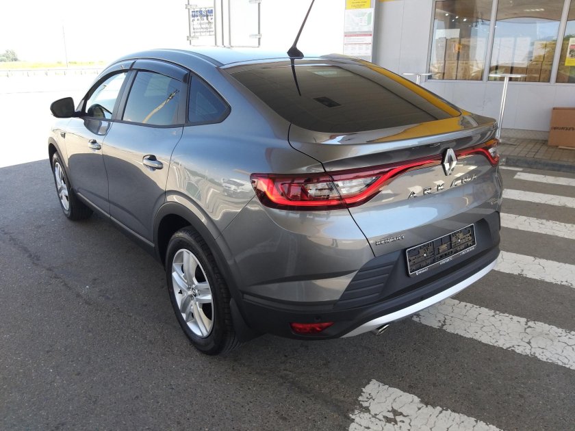 Рено аркана серый металлик