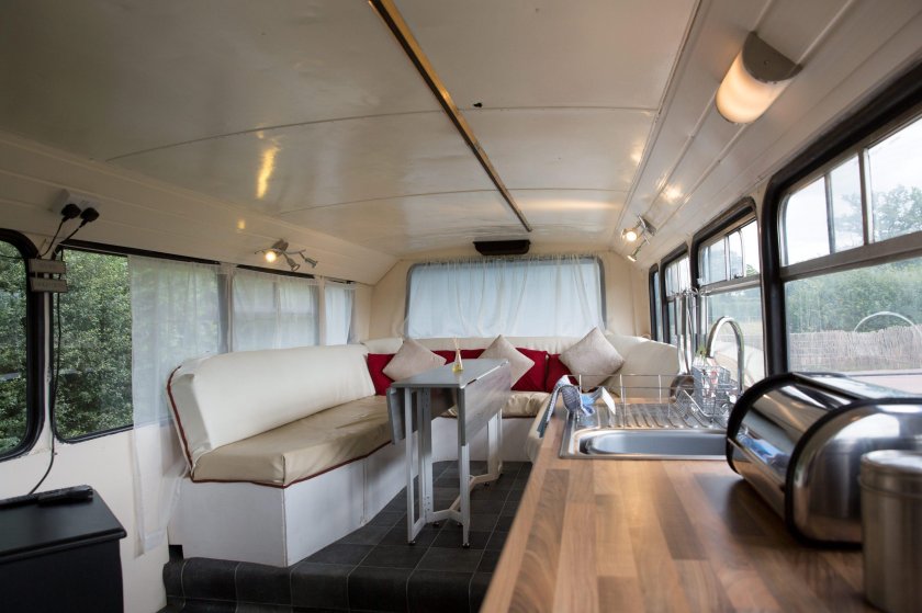 Двухэтажный кемпер автодом