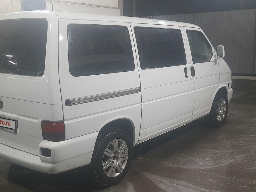 Фольксваген Транспортер 2001