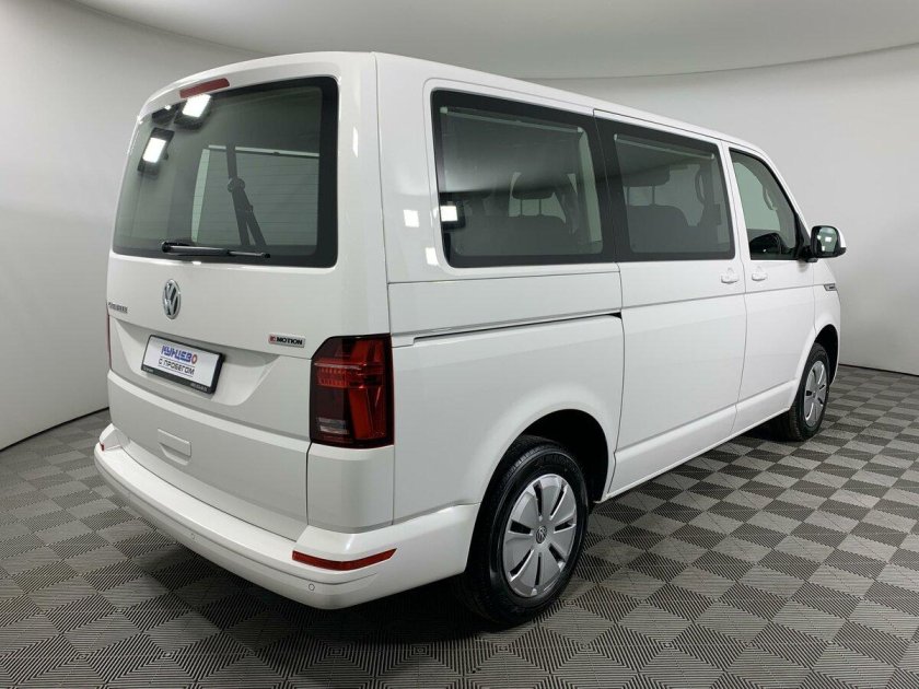 Фольксваген Каравелла белый 2022