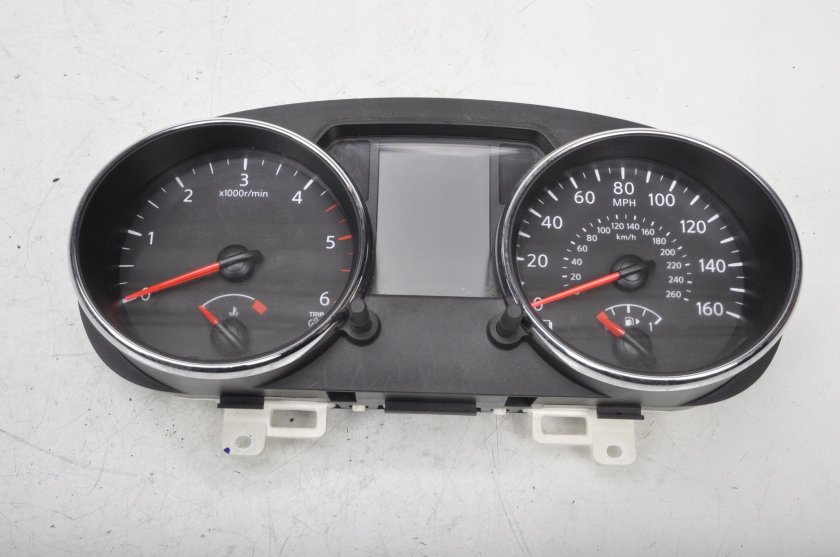 Панель приборов Ниссан 2007